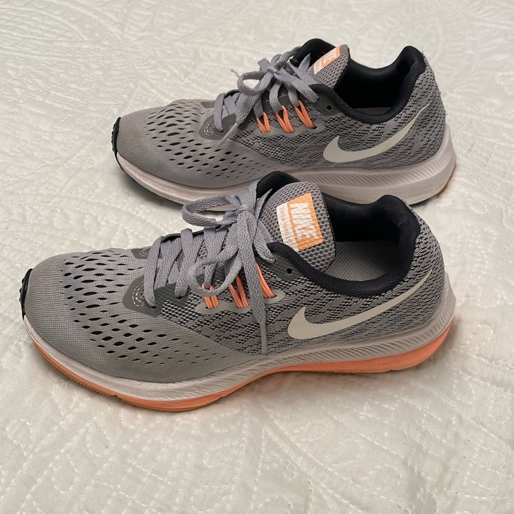 Nike ZOOM WINFLO 4 Athletic Running Shoes Size 6 Lightly Used Fall Color - Picture 3 of 16